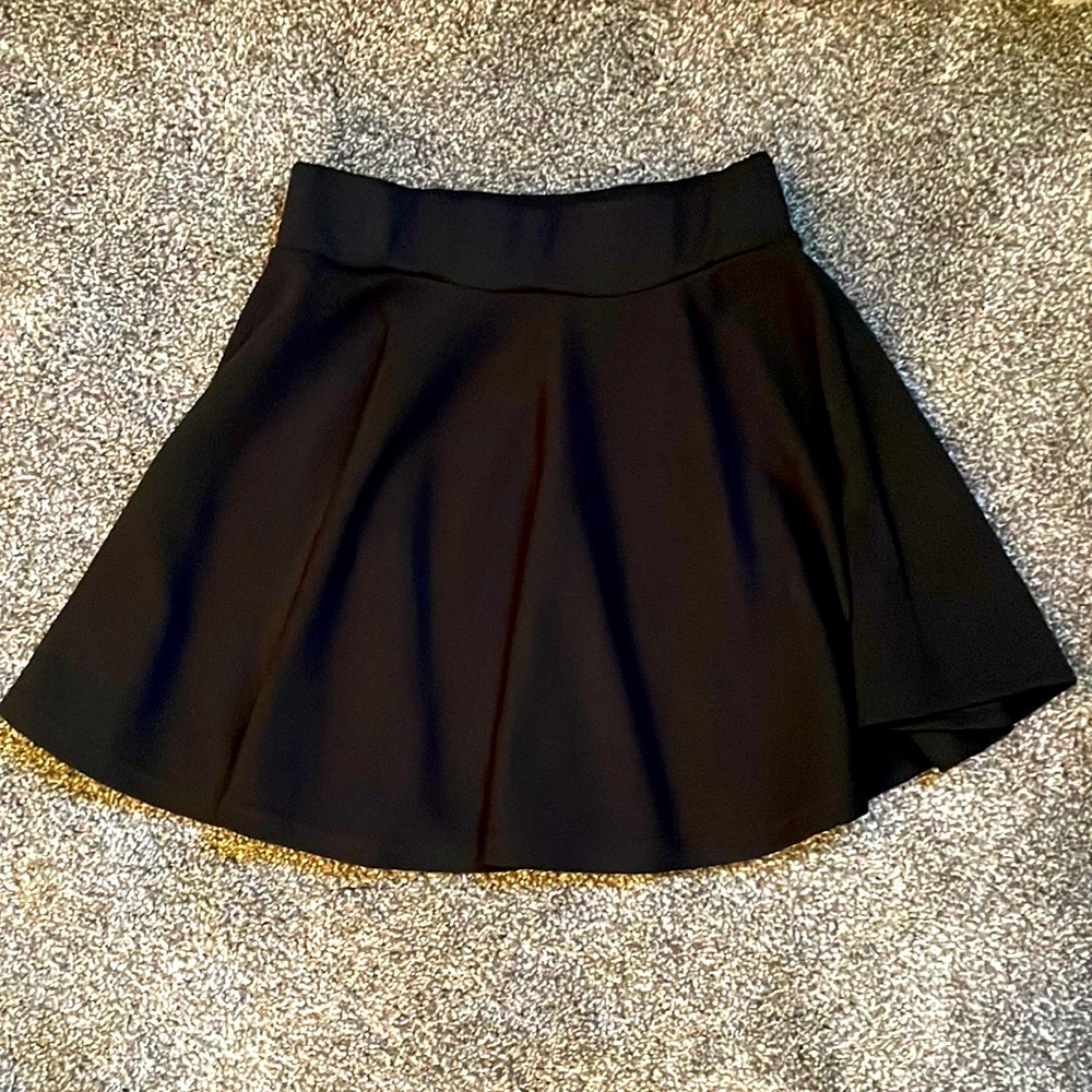 H•Y Skirt